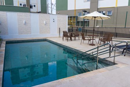 Apartamento para alugar com 43m², 2 quartos e 1 vagaÁrea comum - Piscina