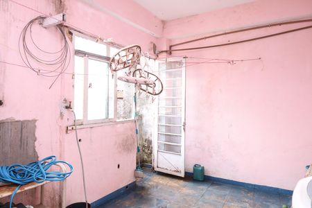 Casa à venda com 200m², 3 quartos e 3 vagasÁrea de Serviço