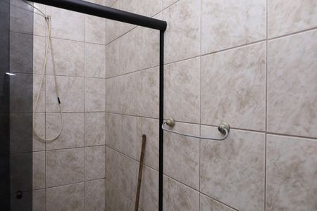 Casa à venda com 200m², 3 quartos e 3 vagasBanheiro 1