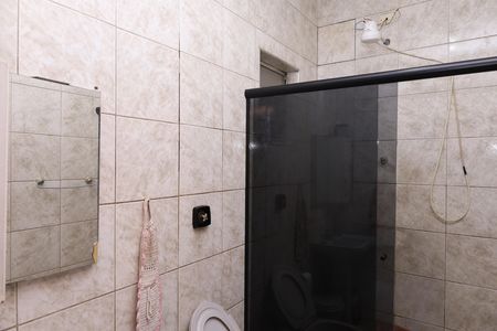 Casa à venda com 200m², 3 quartos e 3 vagasBanheiro 1