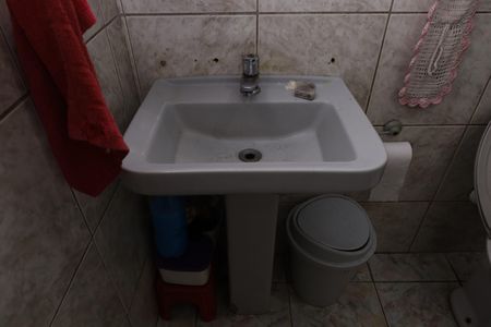Casa à venda com 200m², 3 quartos e 3 vagasBanheiro 1