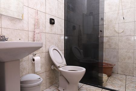 Casa à venda com 200m², 3 quartos e 3 vagasBanheiro 1
