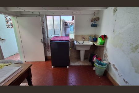 Casa à venda com 205m², 2 quartos e 1 vagaÁrea de Serviço 