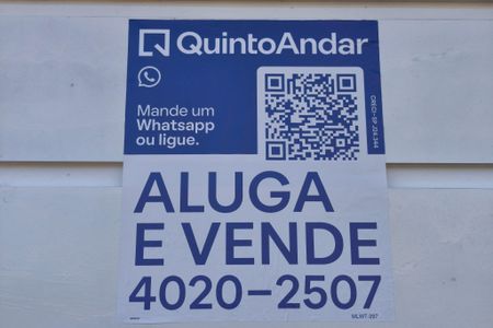 Casa à venda com 250m², 2 quartos e sem vagaPLACA INSTALADA NA FACHADA