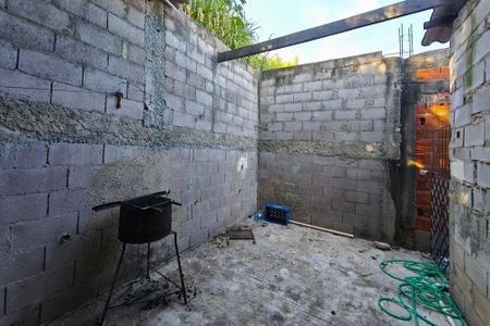 Casa à venda com 250m², 2 quartos e sem vagaQuintal