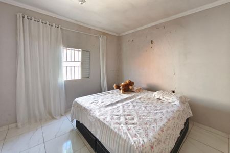 Casa à venda com 250m², 2 quartos e sem vagaQuarto 2