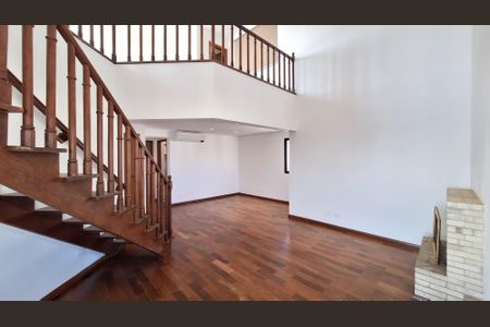 Apartamento para alugar com 237m², 3 quartos e 4 vagasSala