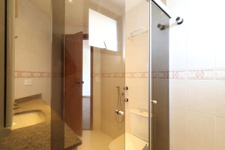 Apartamento para alugar com 237m², 3 quartos e 4 vagasBanheiro da Suíte