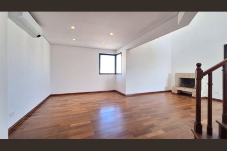 Apartamento para alugar com 237m², 3 quartos e 4 vagasSala