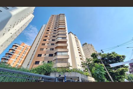 Apartamento para alugar com 237m², 3 quartos e 4 vagasFachada