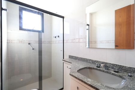 Apartamento para alugar com 237m², 3 quartos e 4 vagasBanheiro Social