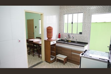 Cozinha de casa para alugar com 1 quarto, 70m² em Vila Ester, Guarulhos