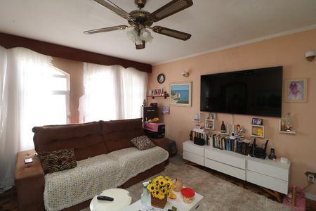 Casa à venda com 162m², 4 quartos e 5 vagasSala