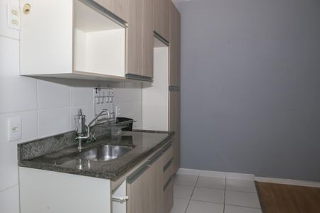 Apartamento à venda com 33m², 1 quarto e sem vaga Apartamento à venda com 33m², 1 quarto e sem vagaCozinha e Área de Serviço
