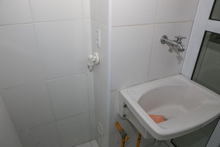 Apartamento à venda com 33m², 1 quarto e sem vaga Apartamento à venda com 33m², 1 quarto e sem vagaCozinha e Área de Serviço