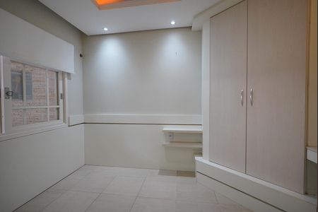 Escritório/quarto de casa de condomínio para alugar com 4 quartos, 223m² em Sarandi, Porto Alegre