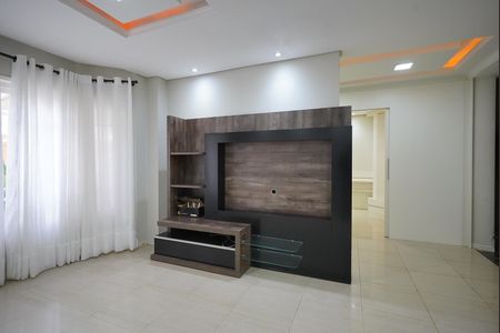 Sala de casa de condomínio para alugar com 4 quartos, 223m² em Sarandi, Porto Alegre