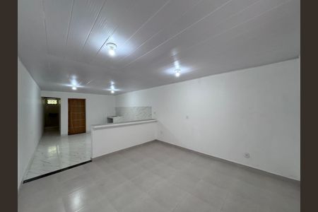 Sala de apartamento para alugar com 1 quarto, 60m² em Barra de Guaratiba, Rio de Janeiro