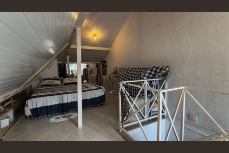 Casa de condomínio à venda com 98m², 3 quartos e 2 vagasSótão 