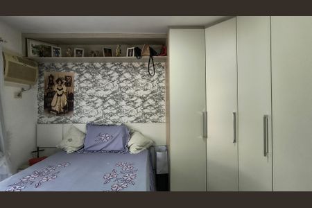 Casa de condomínio à venda com 98m², 3 quartos e 2 vagasQuarto 2