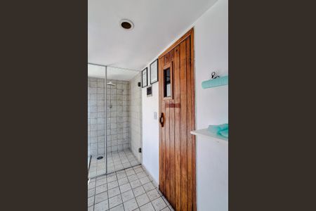 Apartamento à venda com 64m², 1 quarto e 2 vagasSaúna