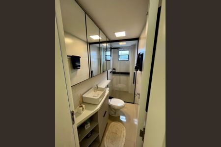 Banheiro de apartamento para alugar com 3 quartos, 55m² em Boneca do Iguaçu, São José dos Pinhais