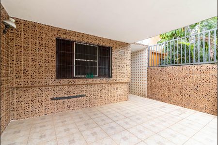 Casa à venda com 172m², 3 quartos e 2 vagasGaragem