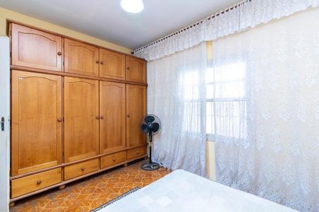 Casa à venda com 172m², 3 quartos e 2 vagasQuarto 1