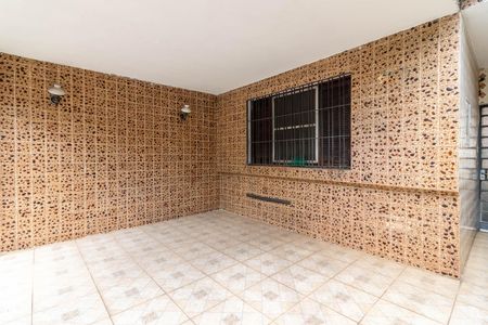 Casa à venda com 172m², 3 quartos e 2 vagasGaragem