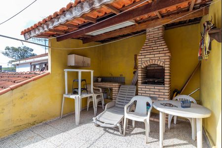 Casa à venda com 172m², 3 quartos e 2 vagasChurrasqueira