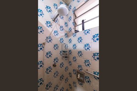 Casa à venda com 172m², 3 quartos e 2 vagasBanheiro