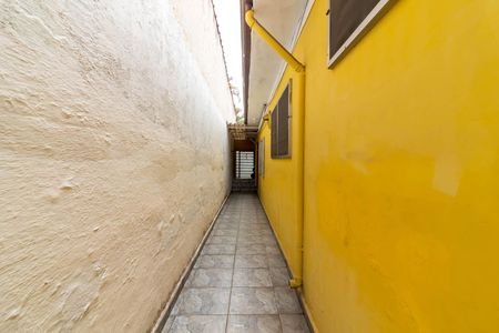 Casa à venda com 172m², 3 quartos e 2 vagasCorredor Lateral