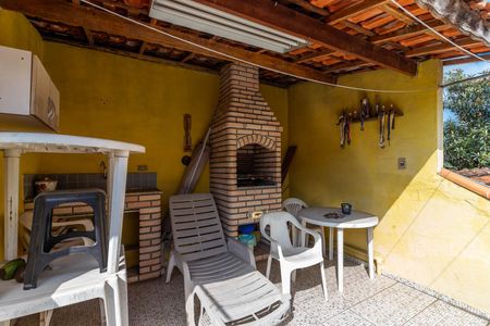 Casa à venda com 172m², 3 quartos e 2 vagasChurrasqueira
