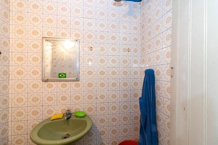 Casa à venda com 172m², 3 quartos e 2 vagasEdícula - Banheiro