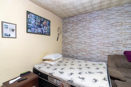 Casa à venda com 172m², 3 quartos e 2 vagasEdícula - Quarto