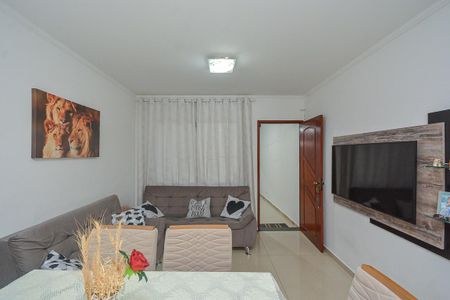 Casa para alugar com 120m², 3 quartos e 1 vagaSala