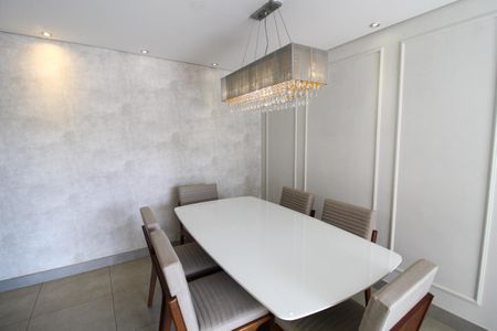 Apartamento para alugar com 82m², 3 quartos e 1 vaga Apartamento para alugar com 82m², 3 quartos e 1 vagaSala de Jantar