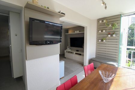 Apartamento para alugar com 82m², 3 quartos e 1 vaga Apartamento para alugar com 82m², 3 quartos e 1 vagaVaranda