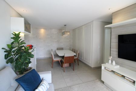 Apartamento para alugar com 82m², 3 quartos e 1 vaga Apartamento para alugar com 82m², 3 quartos e 1 vagaSala