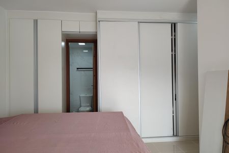 Apartamento à venda com 145m², 4 quartos e 2 vagasQuarto 2 - Suíte