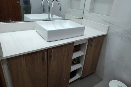 Apartamento à venda com 145m², 4 quartos e 2 vagasBanheiro da Suíte
