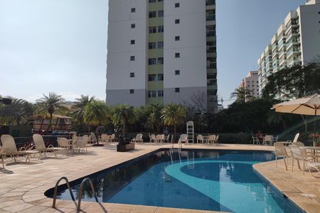 Apartamento à venda com 145m², 4 quartos e 2 vagasÁrea comum - Piscina