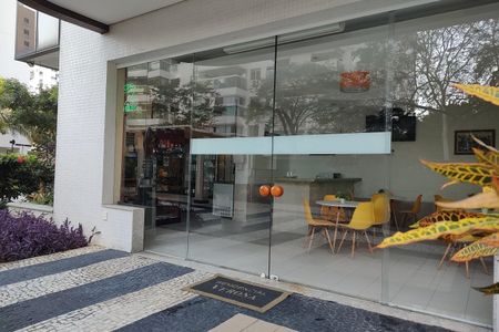Apartamento à venda com 145m², 4 quartos e 2 vagasÁrea comum