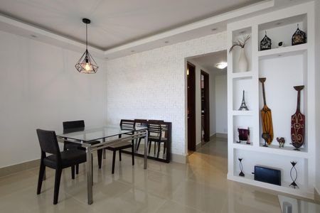 Apartamento à venda com 145m², 4 quartos e 2 vagasSala