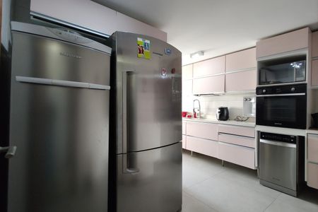 Apartamento à venda com 145m², 4 quartos e 2 vagasCozinha - Armários