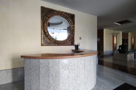 Apartamento à venda com 145m², 4 quartos e 2 vagasHall de entrada