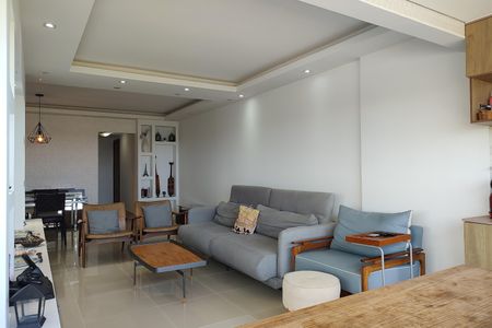 Apartamento à venda com 145m², 4 quartos e 2 vagasSala