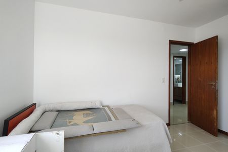 Apartamento à venda com 145m², 4 quartos e 2 vagasQuarto 3 - Armários