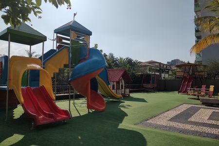 Apartamento à venda com 145m², 4 quartos e 2 vagasÁrea comum - Playground