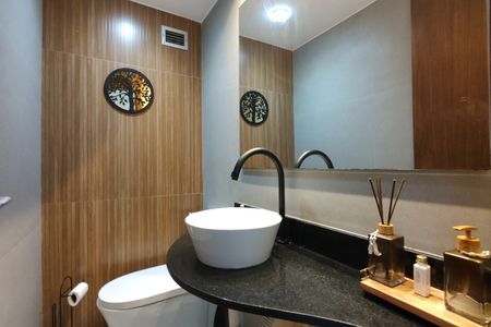 Apartamento à venda com 145m², 4 quartos e 2 vagasLavabo